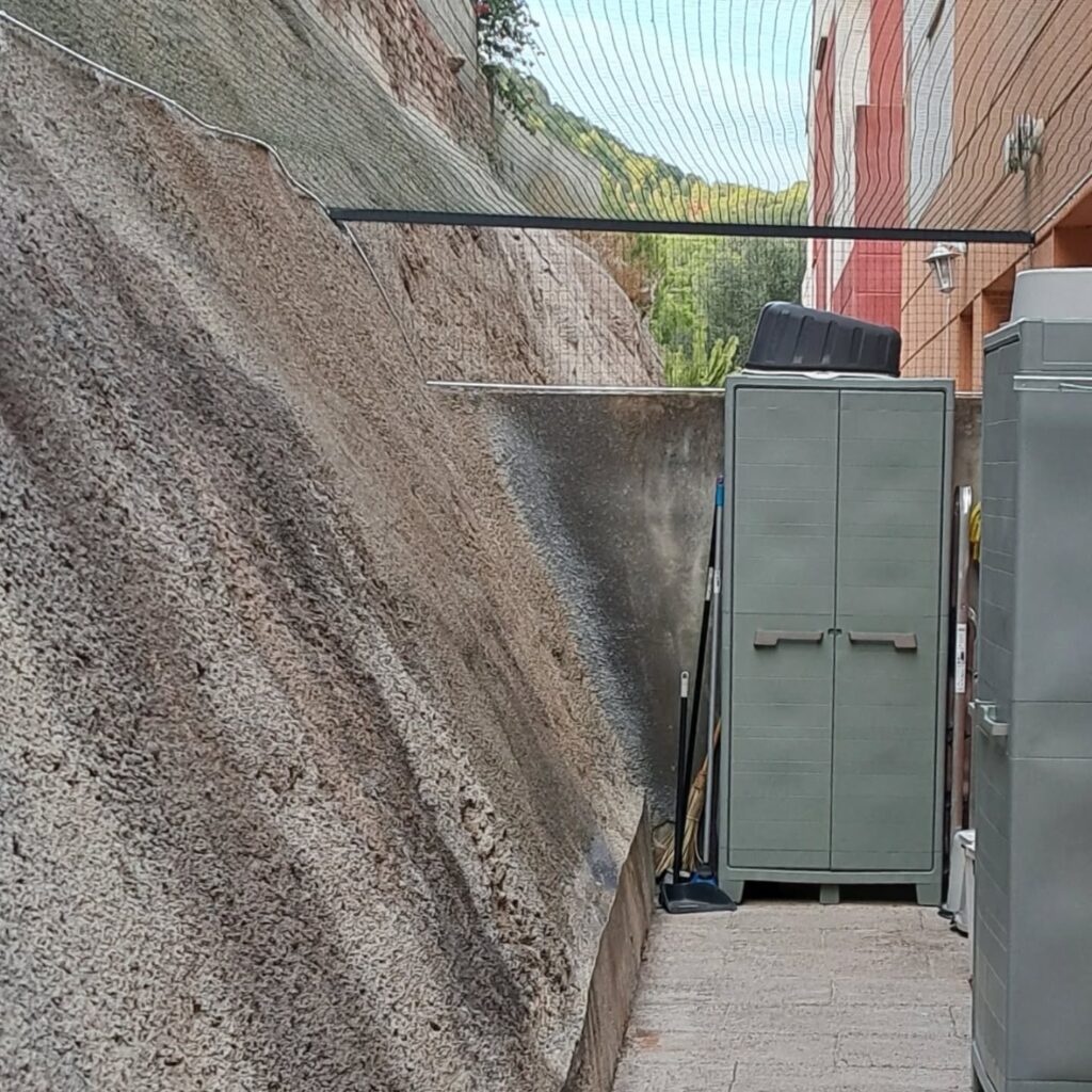 Instagram post from redesparagatos. This post is in position 2.